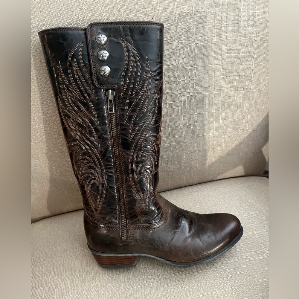 ARIAT Women's Vintage Western Boot; STYLE: 10012885; US 7 B; Worn Once, Like New